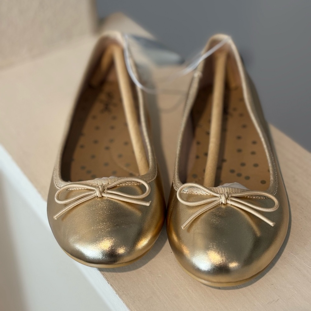 Girls' Diana Gold Dress Ballet Flats Slip On Bow Front Cat & Jack Toddler Sz 13 - Picture 5 of 6